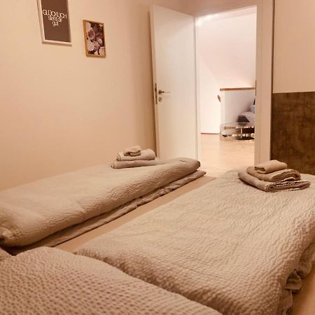 Felix Living 3, Modern & Cozy 2 Zimmer Wohnung, Netflix, Parkplatz Salzweg ภายนอก รูปภาพ